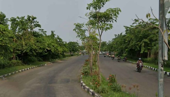 Gerombolan Pemuda Beratribut Perguruan Silat Rampas HP di Jalan KH Ali Mas Gerombolan Pemuda Beratribut Perguruan Silat Rampas HP di Jalan KH Ali Mas