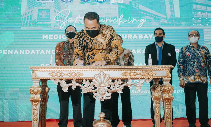 Bergerak Bersama Wujudkan Surabaya Medical Tourism Bergerak Bersama Wujudkan Surabaya Medical Tourism