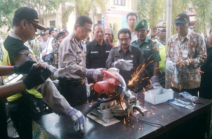 Polres Mojokerto Musnahkan Hasil Operasi Sikat 2017