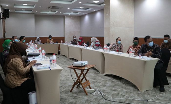 Wali Kota Batu Ikuti Rakor Forum Kemitraan BPJS Kesehatan Cabang Malang Wali Kota Batu Ikuti Rakor Forum Kemitraan BPJS Kesehatan Cabang Malang