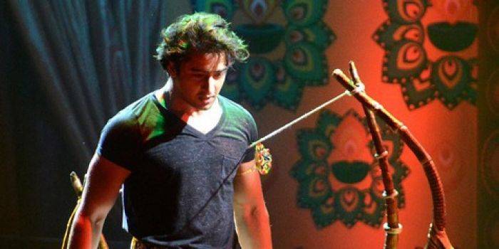 Shaheer Sheikh Sedih Berpisah Dengan Dewi-Dewi Shaheer Sheikh Sedih Berpisah Dengan Dewi-Dewi