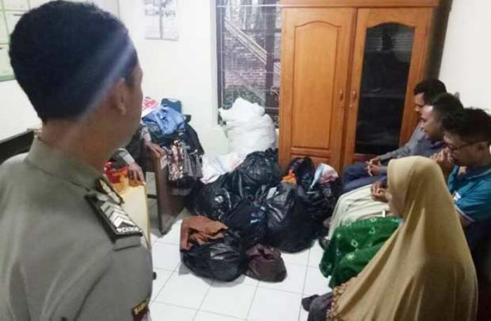 Sindikat Pencuri Baju Antarkota Dibekuk Polres Ponorogo Sindikat Pencuri Baju Antarkota Dibekuk Polres Ponorogo