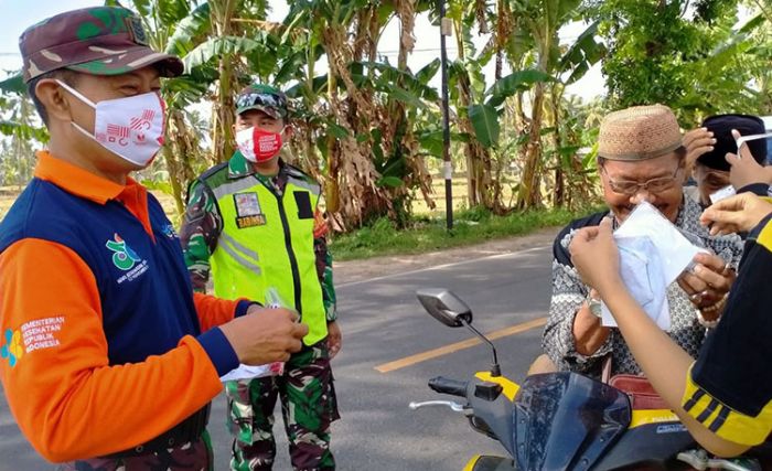 Cegah Penyebaran Virus Corona, Koramil 0827/09 Pragaan Sosialisasikan Prokes Covid-19 Cegah Penyebaran Virus Corona, Koramil 0827/09 Pragaan Sosialisasikan Prokes Covid-19