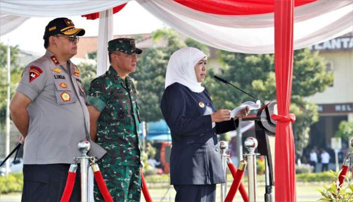 Gubernur Khofifah Pimpin Apel Gelar Pasukan Operasi Ketupat Tahun 2019