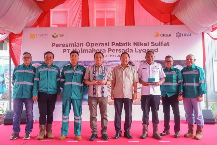 Resmi! Indonesia Punya Pabrik Bahan Baku Baterai untuk Kendaraan Listrik Resmi! Indonesia Punya Pabrik Bahan Baku Baterai untuk Kendaraan Listrik