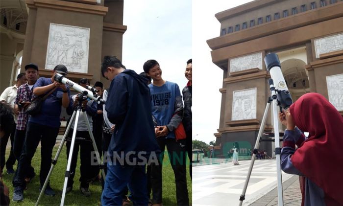 Ramai-ramai Mengamati Gerhana Matahari Cincin, Warga Kediri Kumpul di SLG Ramai-ramai Mengamati Gerhana Matahari Cincin, Warga Kediri Kumpul di SLG