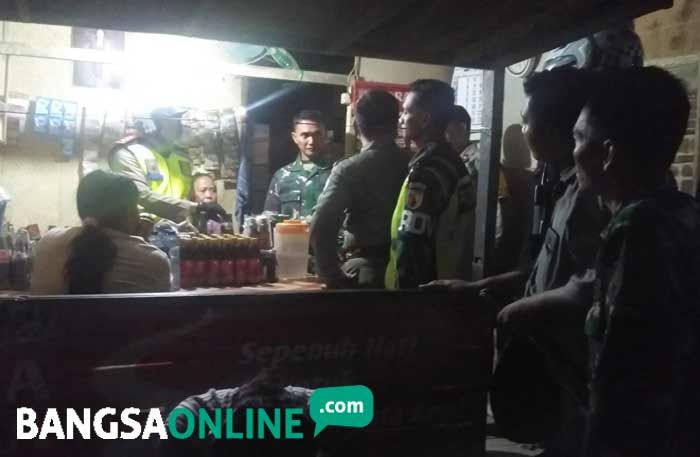 Razia Pekat Petugas Gabungan di Bojonegoro Nihil Tangkapan Razia Pekat Petugas Gabungan di Bojonegoro Nihil Tangkapan
