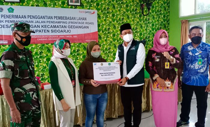 Pengerjaan Terus Dikebut, Bupati Sidoarjo Kawal Pembebasan Lahan Frontage Road Pengerjaan Terus Dikebut, Bupati Sidoarjo Kawal Pembebasan Lahan Frontage Road