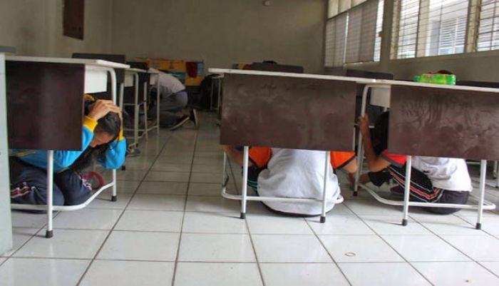 Gempa Besar Intai Pacitan, Masyarakat Diimbau Waspada Gempa Besar Intai Pacitan, Masyarakat Diimbau Waspada