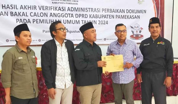 KPU Pamekasan Temukan 113 Bacaleg Tak Memenuhi Syarat dari 18 Partai Politik KPU Pamekasan Temukan 113 Bacaleg Tak Memenuhi Syarat dari 18 Partai Politik