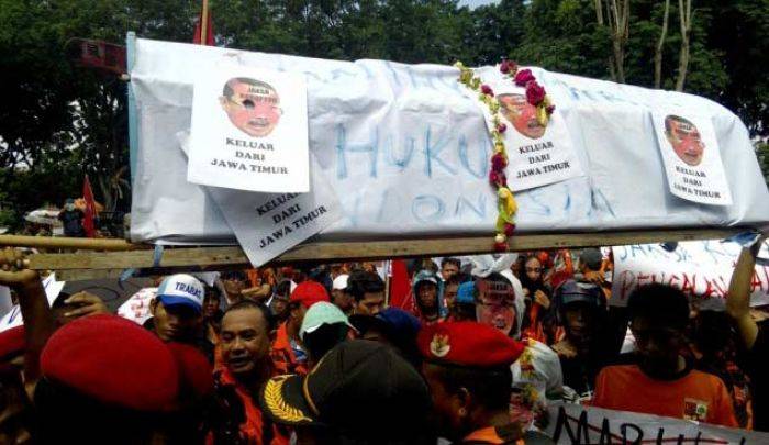 La Nyalla Mangkir, Jaksa Agung Ancam Panggil Paksa, PP Ngaku Tak Takut Ancaman Luhut La Nyalla Mangkir, Jaksa Agung Ancam Panggil Paksa, PP Ngaku Tak Takut Ancaman Luhut