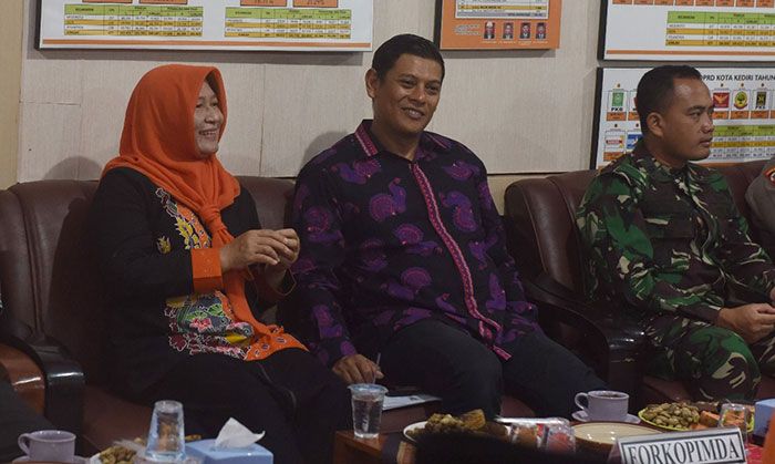 Songsong Pemilu 2024, Wali Kota Kediri Sebut Persiapan KPU Sudah Proper Songsong Pemilu 2024, Wali Kota Kediri Sebut Persiapan KPU Sudah Proper