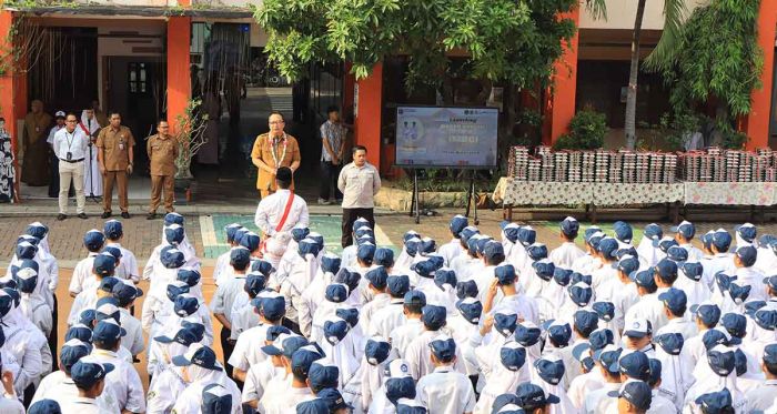 969 Siswa SMPN 1 Gresik Terima Program MBG