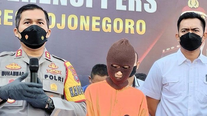 Ditetapkan Tersangka, Inisiator Arisan Bodong di Bojonegoro Ditangkap Polisi Ditetapkan Tersangka, Inisiator Arisan Bodong di Bojonegoro Ditangkap Polisi
