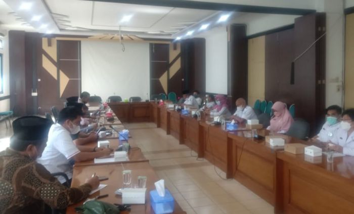 Gelar Rapat Kerja dengan OPD Mitra, Komisi IV Perkenalan Sekaligus Bahas Program Tahun 2022