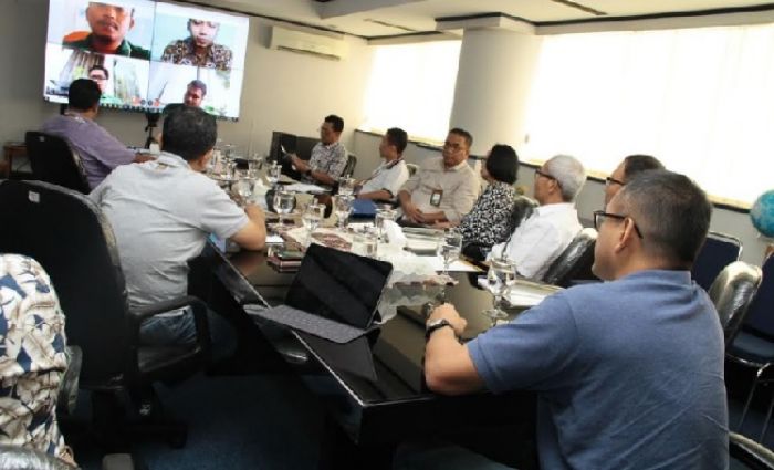 Dirut Petrokimia Teleconference, Pastikan Penyaluran Pupuk di Jatim Aman Dirut Petrokimia Teleconference, Pastikan Penyaluran Pupuk di Jatim Aman
