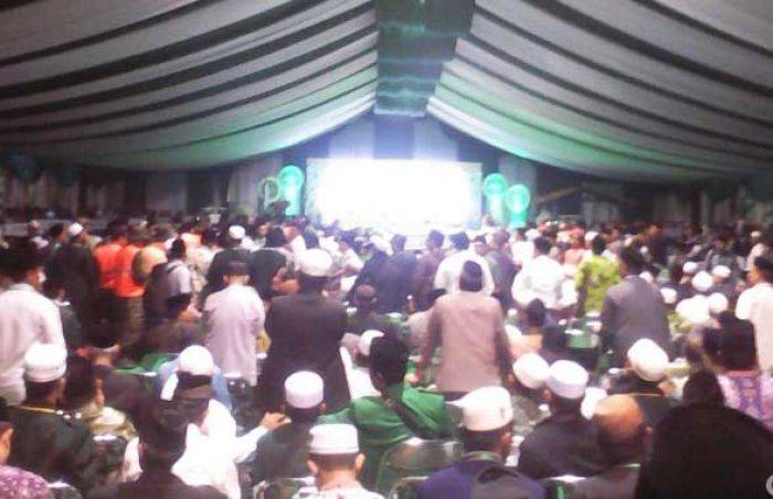 Tim Sukses Said Aqil Tega Fitnah Cucu Mbah Hasyim Asyari Tim Sukses Said Aqil Tega Fitnah Cucu Mbah Hasyim Asyari