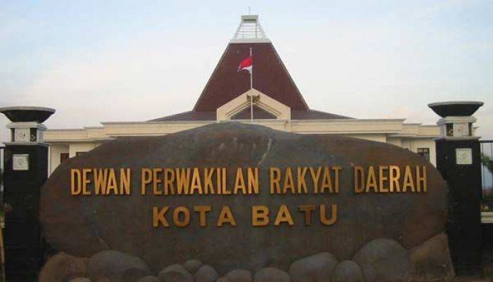 Hanya Hasilkan 4 Perda di 2015, Pemkot dan DPRD Batu Targetkan 20 Perda di 2016 Hanya Hasilkan 4 Perda di 2015, Pemkot dan DPRD Batu Targetkan 20 Perda di 2016