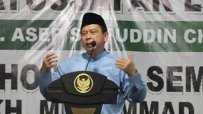 Bom Siap Meledak, Dua Pimpinan Pondok Gontor, Kiai Zarkasyi-Kiai Sahal, Dikepung Tentara PKI Bom Siap Meledak, Dua Pimpinan Pondok Gontor, Kiai Zarkasyi-Kiai Sahal, Dikepung Tentara PKI