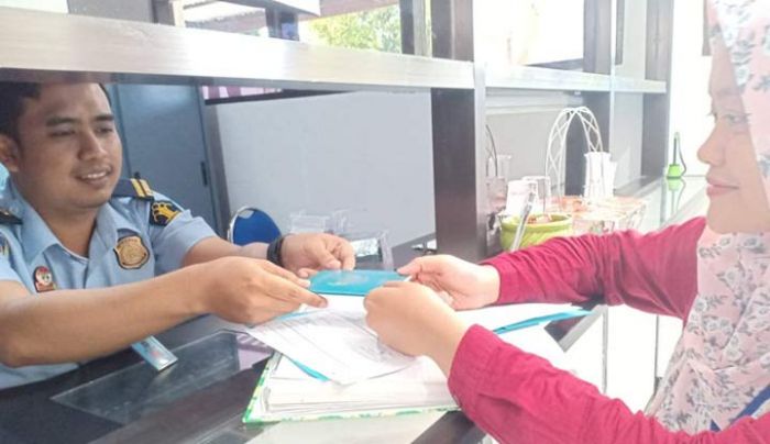 Terobosan Baru, Urus Paspor di Ponorogo Kini Hanya 2 Hari Terobosan Baru, Urus Paspor di Ponorogo Kini Hanya 2 Hari