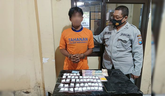 Edarkan Pil Dobel L, Pria dari Sambi Kediri Diringkus Polisi Edarkan Pil Dobel L, Pria dari Sambi Kediri Diringkus Polisi
