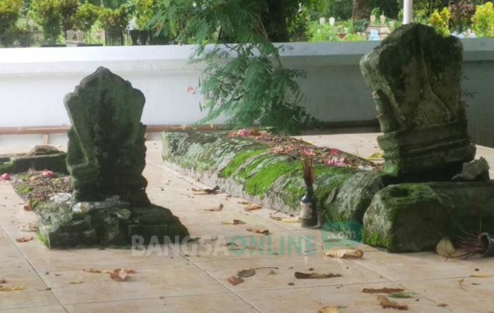 Benda Cagar Budaya di Area Makam Ki Ageng Menak Sopal Hilang