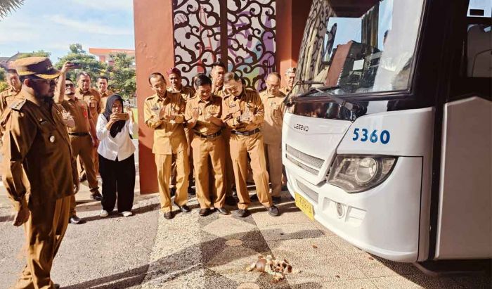 Tingkatkan Layanan Transportasi di Pulau Kangean, Bupati Sumenep Sediakan Angkutan Jalan Perintis