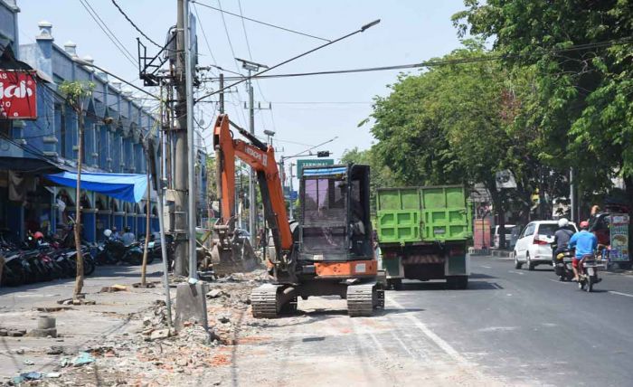 Bupati Sidoarjo Revitalisasi Pasar Larangan, Kondisinya Kini Jadi Lebih Bersih Bupati Sidoarjo Revitalisasi Pasar Larangan, Kondisinya Kini Jadi Lebih Bersih