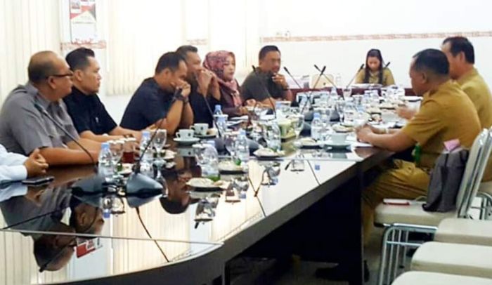 Evaluasi Sistem Zonasi, Komisi I DPRD Kota Blitar Panggil Disdik Provinsi Jatim Cabang Blitar Evaluasi Sistem Zonasi, Komisi I DPRD Kota Blitar Panggil Disdik Provinsi Jatim Cabang Blitar