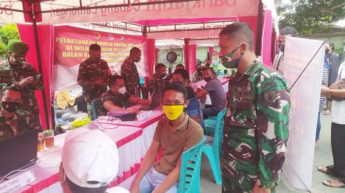 Penyebaran Covid-19 Meningkat, Warga Lamongan Berebut Vaksinasi Gratis