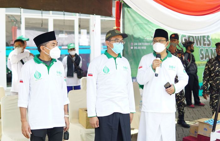 Peringati HSN 2021, Gus Ipul Ajak Santri untuk Berprestasi Peringati HSN 2021, Gus Ipul Ajak Santri untuk Berprestasi