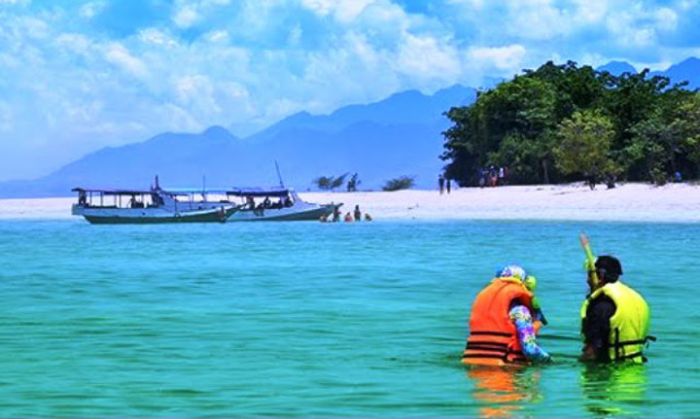 Pulau Tabuhan Disewakan, Pemkab Banyuwangi Raih Tambahan Pendapatan Rp 1 Miliar per Tahun Pulau Tabuhan Disewakan, Pemkab Banyuwangi Raih Tambahan Pendapatan Rp 1 Miliar per Tahun