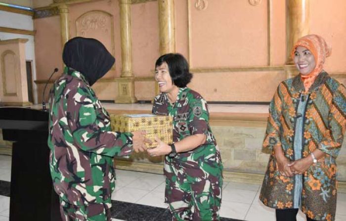 Jalin Kebersamaan Kowal Koarmatim Hadiri Pertemuan Rutin Kowal Wilayah Surabaya Jalin Kebersamaan Kowal Koarmatim Hadiri Pertemuan Rutin Kowal Wilayah Surabaya