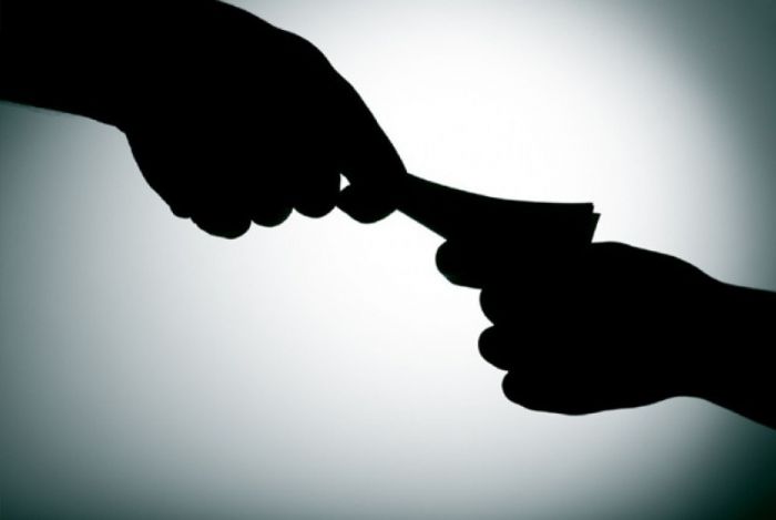 Lagi, Polres Probolinggo Tangguhkan Penahanan Tersangka Kasus Dugaan Pemotongan Dana Desa Lagi, Polres Probolinggo Tangguhkan Penahanan Tersangka Kasus Dugaan Pemotongan Dana Desa