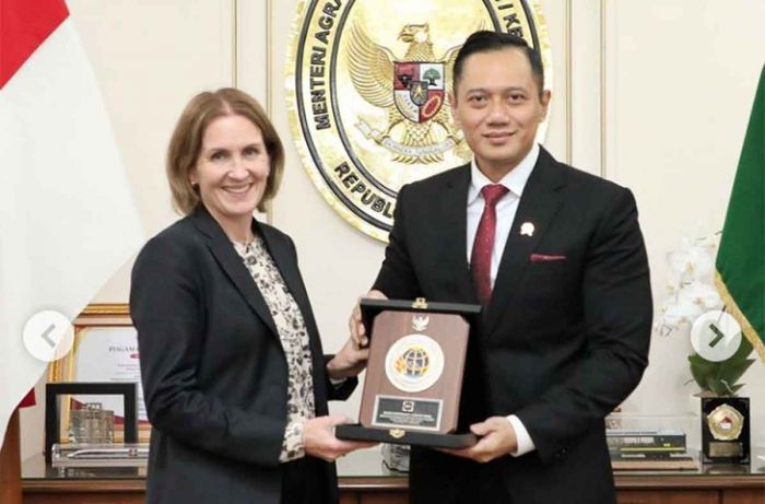 Menteri ATR/BPN Kembali Terima Kunjungan Dubes Norwegia, Pastikan Kemudahan Ivestasi Menteri ATR/BPN Kembali Terima Kunjungan Dubes Norwegia, Pastikan Kemudahan Ivestasi