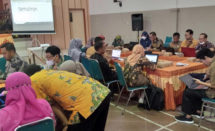 Kejar Sekolah Sehat se-Kabupaten Madiun, Dindikbud Adakan Workshop Adiwiyata Kejar Sekolah Sehat se-Kabupaten Madiun, Dindikbud Adakan Workshop Adiwiyata