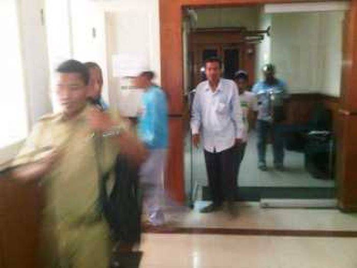 Lahan Parkir Dijadikan Area Bongkar Muat, Pemkab Sampang Disoal