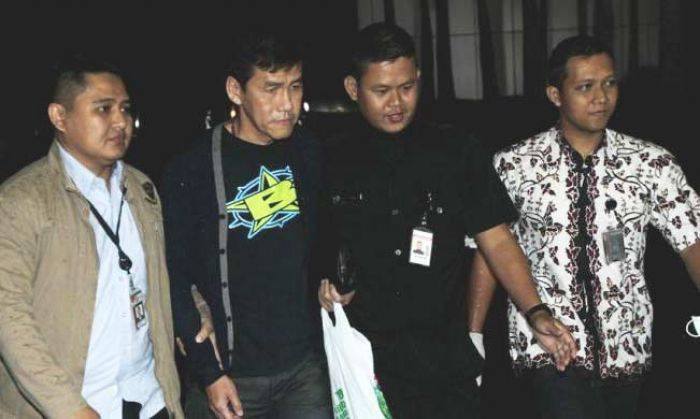 Bos Agung Podomoro Land Akhirnya Menyerahkan Diri ke KPK Bos Agung Podomoro Land Akhirnya Menyerahkan Diri ke KPK
