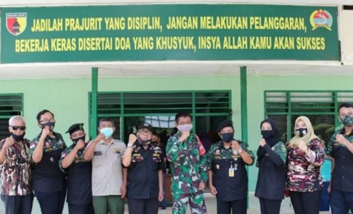 Kodim 0827/Sumenep Intensifkan Silaturahmi dengan Komponen Masyarakat Kodim 0827/Sumenep Intensifkan Silaturahmi dengan Komponen Masyarakat