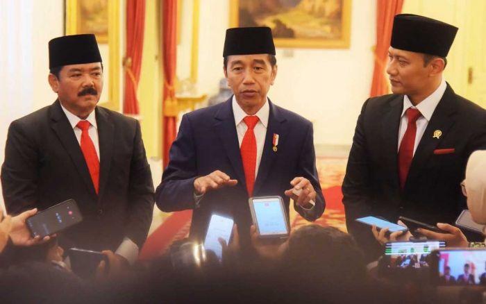 Masuknya AHY ke Kabinet, Pengamat Politik Sebut Jokowi Butuh Masuknya AHY ke Kabinet, Pengamat Politik Sebut Jokowi Butuh