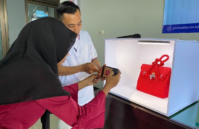 Bantu UMKM Naik Kelas, Rumah BUMN BNI Tulungagung Gelar Pelatihan Fotografi Produk 