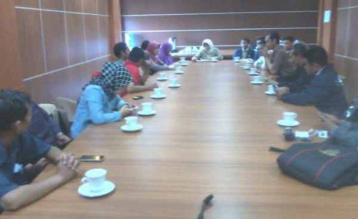 Usai Diboikot, Humas UB Malang Akhirnya Gelar Pertemuan dengan Wartawan Usai Diboikot, Humas UB Malang Akhirnya Gelar Pertemuan dengan Wartawan