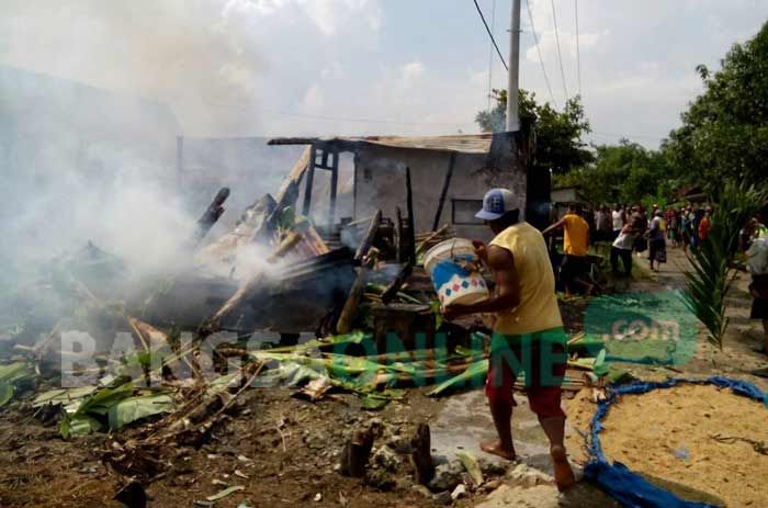 Toko Peracangan di Bangilan Dilalap Api, Korban Luka-luka, Kerugian Ditaksir Puluhan Juta