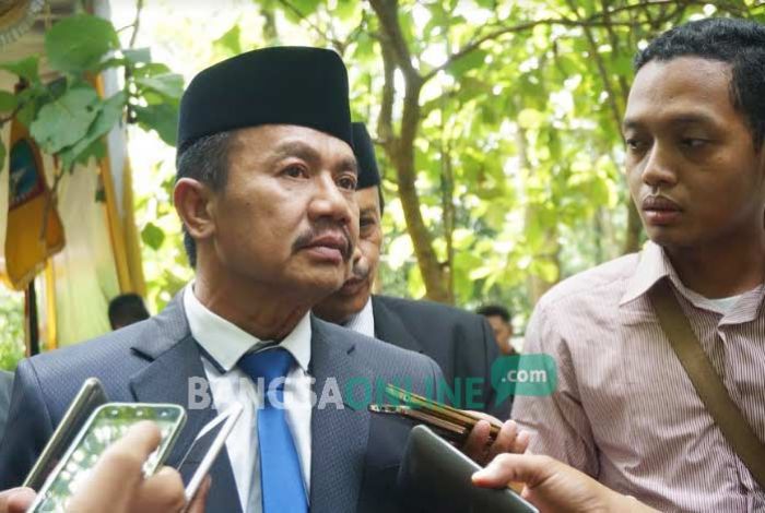 Ajak Anak Buah Plesir, Camat Plandaan Jombang Dicopot