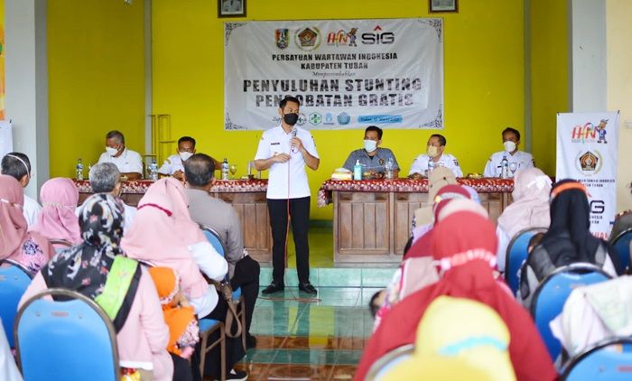 Peduli Kesehatan Masyarakat, PWI Tuban Gelar Penyuluhan Stunting dan Pengobatan Gratis bersama SIG