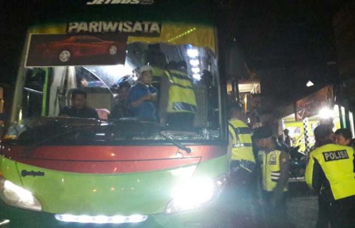 Rombongan Bus Ziarah Tak Jelas Tujuan, Polres Batu Kembalikan ke Rumah Masing-masing