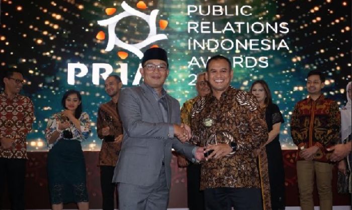 Petrokimia Gresik Raih Platinum dan 11 Penghargaan Petrokimia Gresik Raih Platinum dan 11 Penghargaan