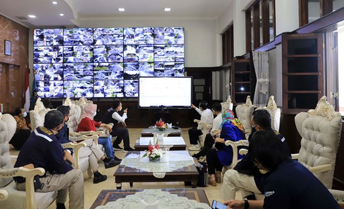 Penanganan Covid-19 di Surabaya Diapresiasi Staf Ahli Menteri Kesehatan Penanganan Covid-19 di Surabaya Diapresiasi Staf Ahli Menteri Kesehatan