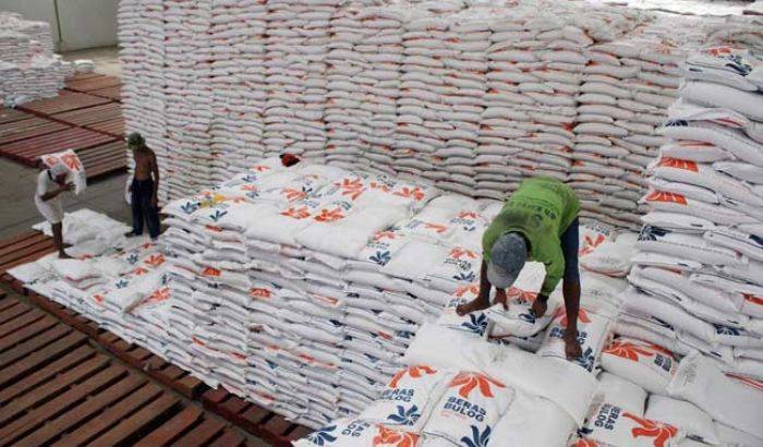 Bulog Tuban Klaim Stok Beras di Gudang Aman Sampai 6 Bulan ke depan Bulog Tuban Klaim Stok Beras di Gudang Aman Sampai 6 Bulan ke depan