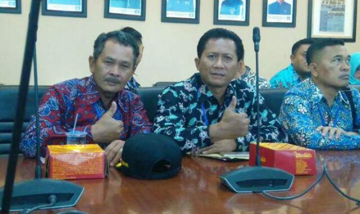 Kades di Pacitan Cemburu dengan Gaji Perangkat Desa, Selisih Nominal Dinilai Terlalu Kecil Kades di Pacitan Cemburu dengan Gaji Perangkat Desa, Selisih Nominal Dinilai Terlalu Kecil